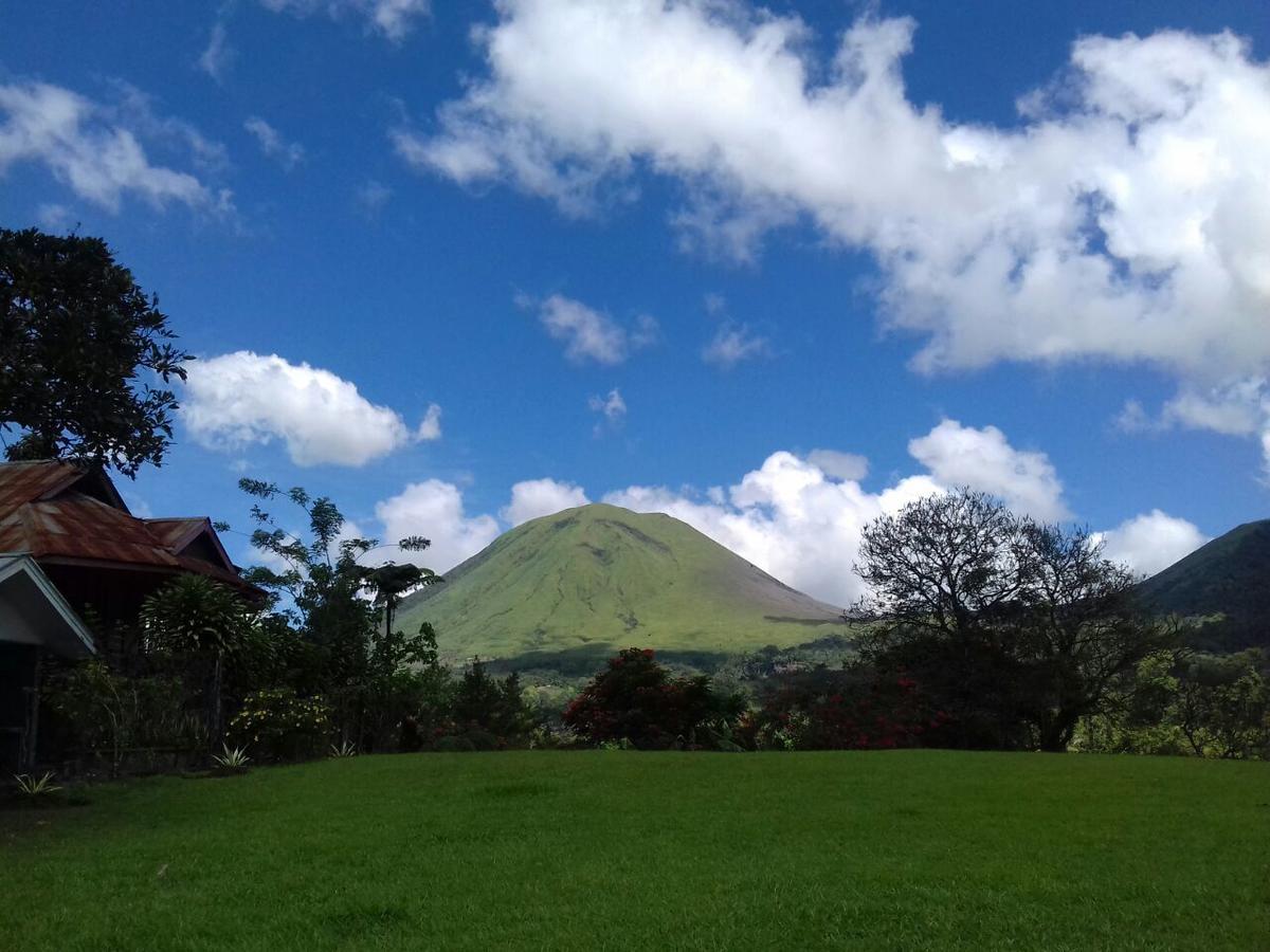 Alamanda Lokon Resort Tomohon Dış mekan fotoğraf